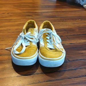 Girls Yellow Vans *SALE*